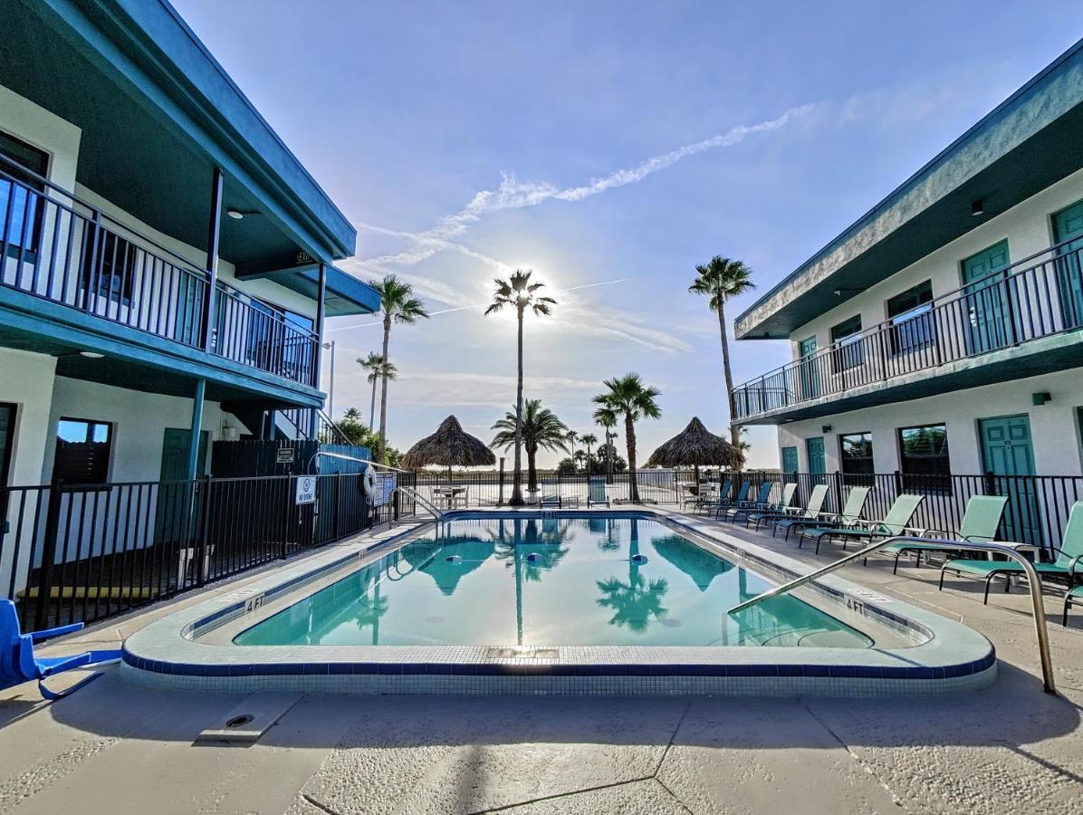 Tahitian Beach Resort Treasure Island Luaran gambar